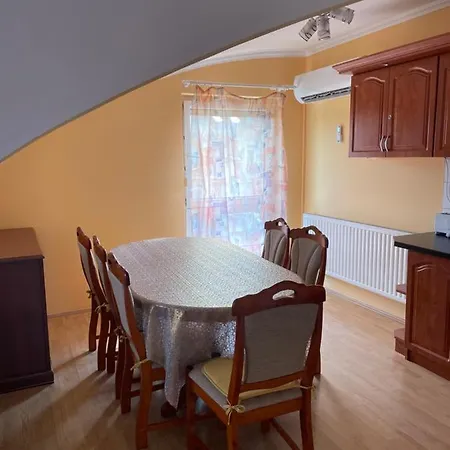 Julius Apartman Hajduszoboszlo Exterior photo